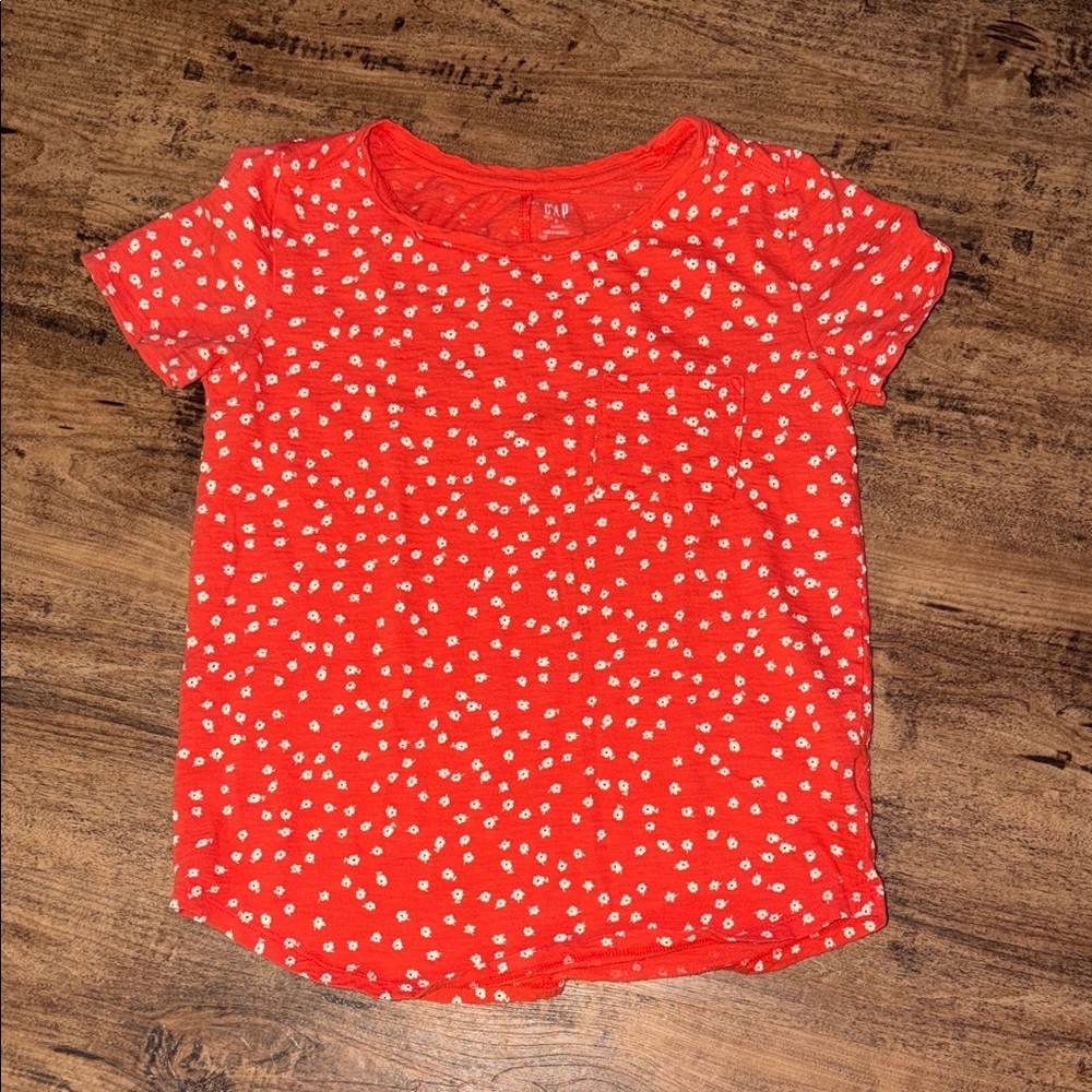Gap small easy tee- poppy’s design